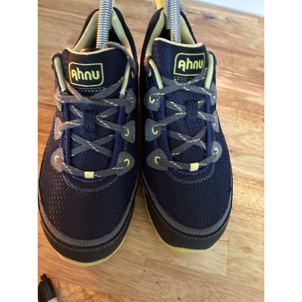 Ahnu Sugarpine Hiking Shoes Navy Blue Yellow Vibram‎ AF2473ASAU Sz Womens 7